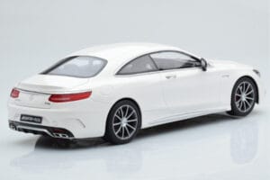 Mercedes AMG S63 C217 Coupe Bílý GT Spirit 1:18 B66960372 Pryskyřice – obrázek 2 z 6