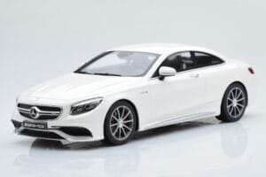 Mercedes AMG S63 C217 Coupe Bílý GT Spirit 1:18