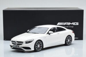 Mercedes AMG S63 C217 Coupe Bílý GT Spirit 1:18 B66960372 Pryskyřice – obrázek 6 z 6