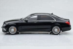 Mercedes AMG S65 W222 Černý GT Spirit 1:18 ZM043 Pryskyřice – obrázek 3 z 6