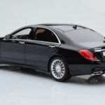 Mercedes AMG S65 W222 Černý GT Spirit 1:18 - image 5 of 6
