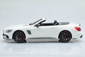Mercedes AMG SL63 R231 Bílý GT Spirit 1:18 B66965708 Pryskyřice – obrázek 3 z 6