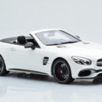 Mercedes AMG SL63 R231 Bílý GT Spirit 1:18 - image 4 of 6