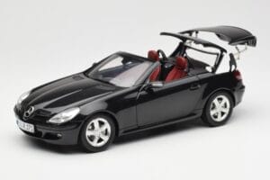 Mercedes SLK R171 Obsidian Černý Metallic Minichamps 1:18 B66962319 Kov – obrázek 2 z 9