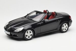 Mercedes SLK R171 Obsidian Černý Metallic Minichamps 1:18 B66962319