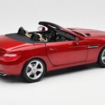 Mercedes SLK R172 Designo Zircon Červený Minichamps 1:18 B66960513 - image 3 of 8