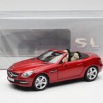 Mercedes SLK R172 Designo Zircon Červený Minichamps 1:18 B66960513 - image 8 of 8