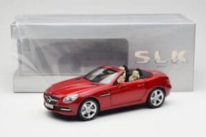 Mercedes SLK R172 Designo Zircon Červený Minichamps 1:18 B66960513 Kov – obrázek 8 z 8