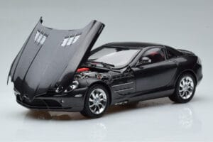 Mercedes SLR McLaren Černý CMC 1:18 M-045F Kov – obrázek 2 z 10