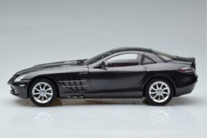 Mercedes SLR McLaren Černý CMC 1:18 M-045F Kov – obrázek 5 z 10
