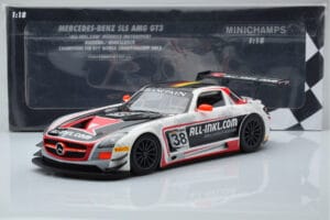 Mercedes SLS AMG GT3 Munnich Motorsport #38 M. Basseng / M. Winkelhock Champions FIA GT1 World Championship 2012 Minichamps 1 – obrázek 6 z 6