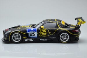 Mercedes SLS AMG GT3 Rowe Racing #125 Zehe / Bullitt / Renger / Hartung ADAC 24 Hours of Nurburgring 2013 Minichamps 1:18 151 – obrázek 3 z 6