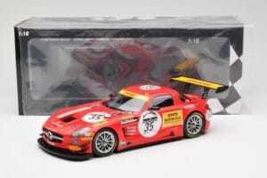 Mercedes SLS AMG GT3 #35 Team Black Falcon T. Heyer / Jafer / Lemeret 24 Hours of Spa 2011 Minichamps 1:18 151113135 Kov – obrázek 6 z 6