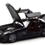 Mercedes SLS AMG Obsidian Černý Metalíza Minichamps 1:18 B66960042 - image 2 of 7