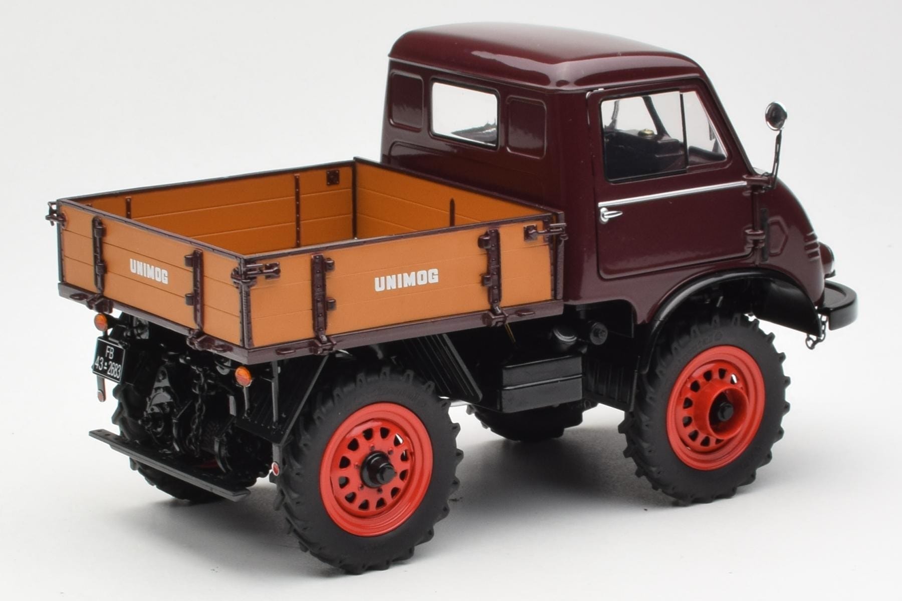Mercedes Unimog 401 With Westfalia Cabin Schuco 1:18 450014300 Kov – obrázek 3 z 8