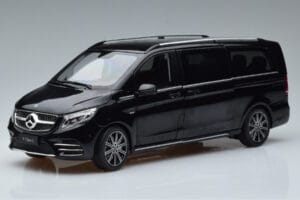 Mercedes V-Class W447 V260L Černý Mercedes 1:18 QALCN89911150 Kov