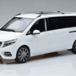 Mercedes V-Class W447 V260L Bílý Mercedes 1:18 QALCN89911149 Kov