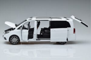Mercedes V-Class W447 V260L Bílý OEM 1:18 QALCN89911149 Kov – obrázek 5 z 8