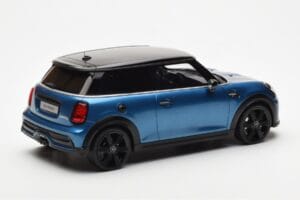Mini Cooper S F56 Island Modrý Otto 1:18 OT982 Pryskyřice – obrázek 2 z 6