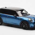 Mini Cooper S F56 Island Modrý Otto 1:18 - image 4 of 6