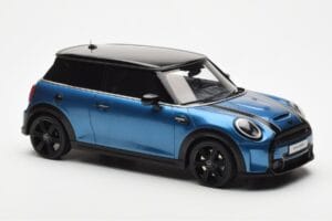 Mini Cooper S F56 Island Modrý Otto 1:18 OT982 Pryskyřice – obrázek 4 z 6