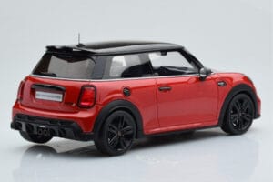 Mini Cooper S JCW F56 Červený Otto 1:18 OT984 Pryskyřice – obrázek 2 z 6
