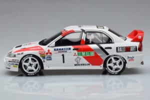 Mitsubishi Lancer Evo 4 T. Makinen / S. Harjanne Rally Catalunya 1997 Otto 1:18 OT409 Pryskyřice – obrázek 3 z 6