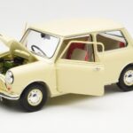 Morris Mini Minor Bílý Kyosho 1:18 08964W - image 2 of 8