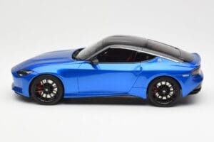 Nissan Fairlady Z Z35 Bayside Modrý GT Spirit 1:18 GT387 Pryskyřice – obrázek 3 z 6