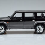Nissan Patrol GR Y60 Šedý Otto 1:18 - image 3 of 6