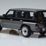 Nissan Patrol GR Y60 Šedý Otto 1:18 - image 5 of 6