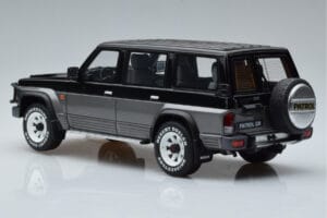 Nissan Patrol GR Y60 Šedý Otto 1:18 OT993 Pryskyřice – obrázek 5 z 6