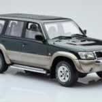 Nissan Patrol GR Y61 Zelený Otto 1:18 - image 3 of 5