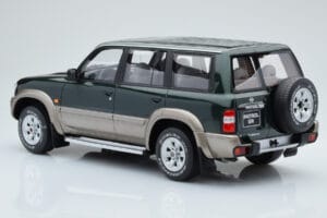 Nissan Patrol GR Y61 Zelený Otto 1:18 OT433 Pryskyřice – obrázek 4 z 5