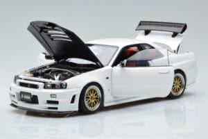 Nissan Skyline GT-R R34 Nismo Z-Tune Bílý MotorHelix 1:18 M83407 Kov – obrázek 2 z 11