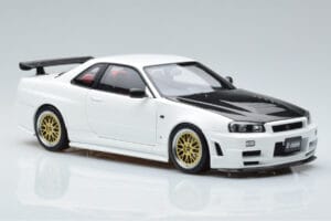 Nissan Skyline GT-R R34 Nismo Z-Tune Bílý MotorHelix 1:18 M83407 Kov – obrázek 6 z 11
