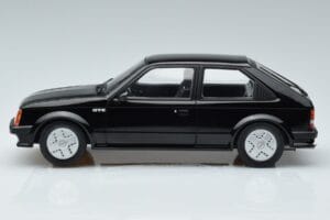 Opel Kadett D GTE Černý MCG 1:18 MCG18270 Kov – obrázek 3 z 6