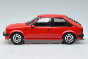 Opel Kadett D GTE Červený MCG 1:18 MCG18269 Kov – obrázek 3 z 6