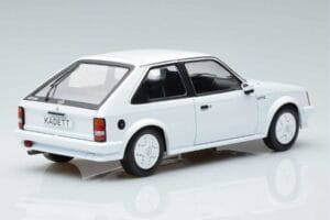 Opel Kadett D GTE Bílý MCG 1:18 MCG18268 Kov – obrázek 2 z 6