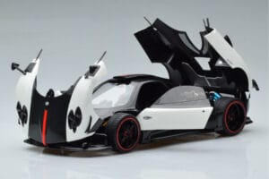 Pagani Zonda Cinque Bílý Benny Almost Real 1:18 850601001 Kov – obrázek 2 z 12