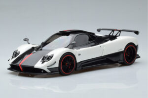 Pagani Zonda Cinque Bílý Benny Almost Real 1:18