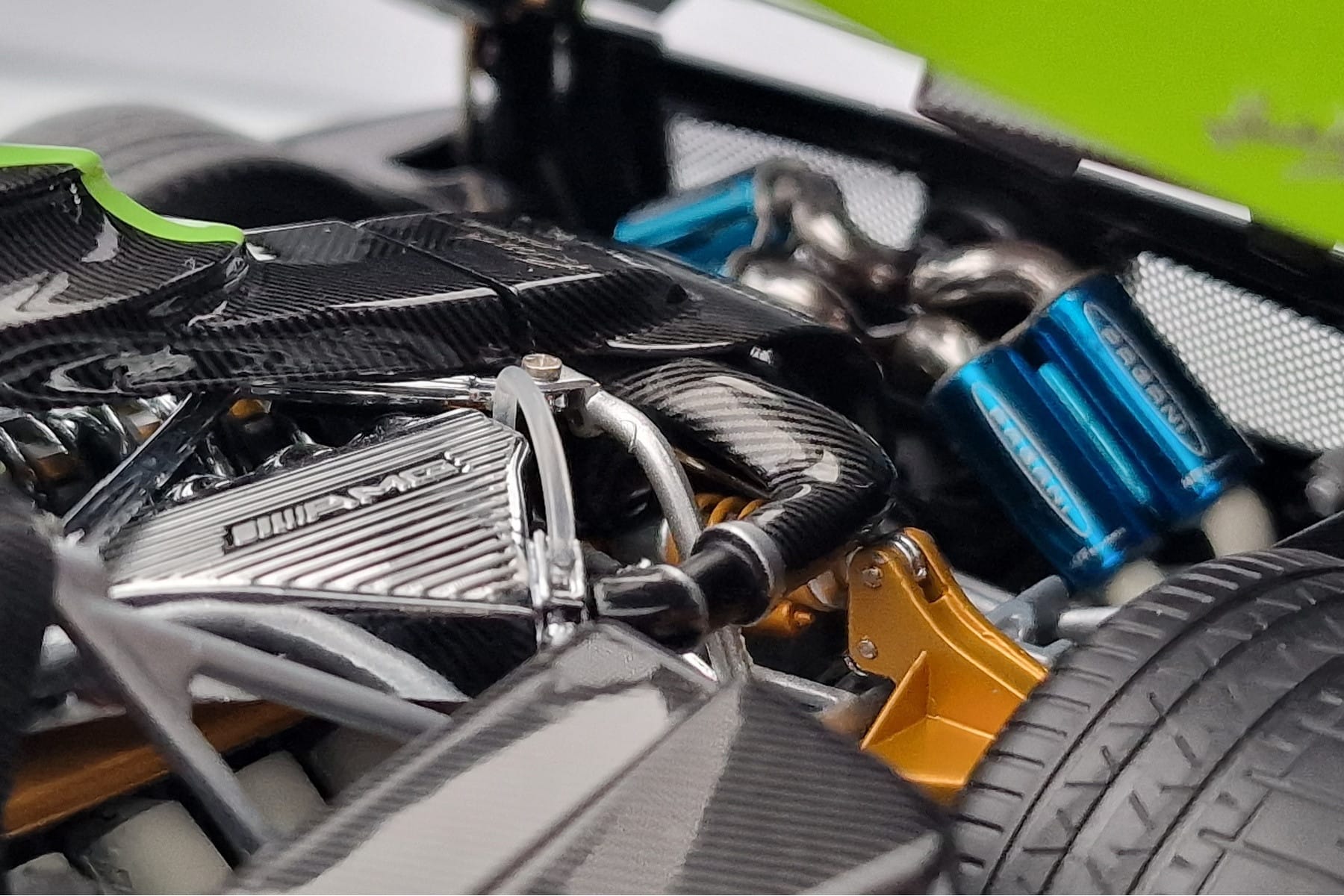 Pagani Zonda Cinque Zelený Firenze Almost Real 1:18 850602001 Kov – obrázek 11 z 15
