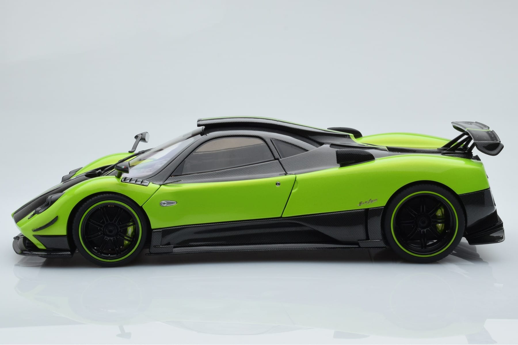 Pagani Zonda Cinque Zelený Firenze Almost Real 1:18 850602001 Kov – obrázek 5 z 15