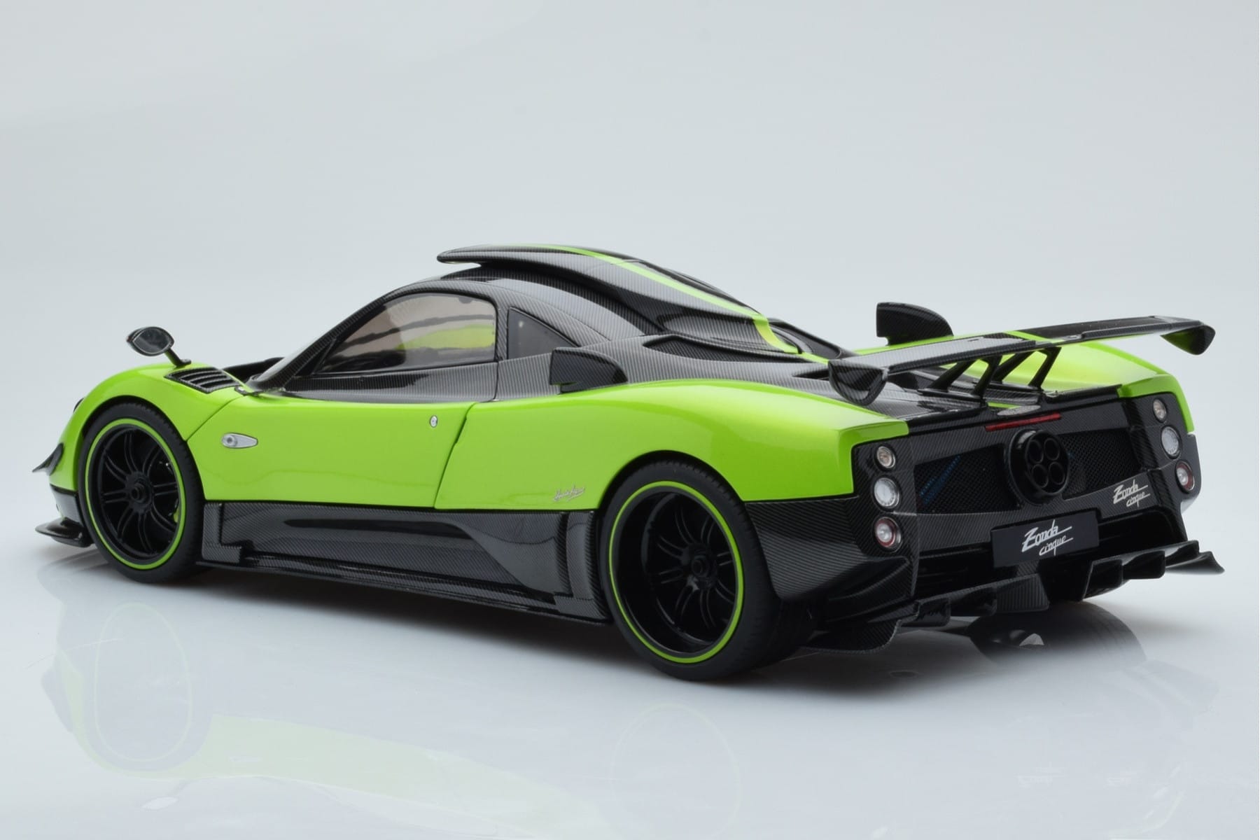 Pagani Zonda Cinque Zelený Firenze Almost Real 1:18 850602001 Kov – obrázek 8 z 15