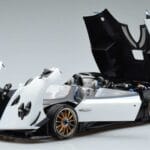 Pagani Zonda HP Barchetta Carbon Fiber Bílý LCD 1:18 LCD18009 WH Kov - image 2 of 9