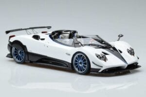 Pagani Zonda HP Barchetta Carbon Fiber Bílý LCD 1:18 LCD18009-WH Kov – obrázek 6 z 9
