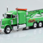 Peterbilt 359 Wrecker Road Service Zelený IXO 1:43