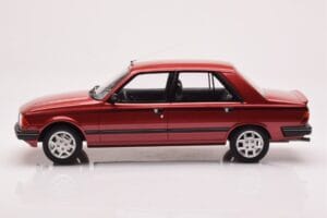Peugeot 305 GTX Červený Plaisir Otto 1:18 OT1032 Pryskyřice – obrázek 3 z 6