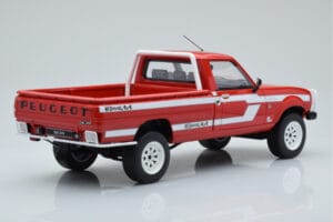 Peugeot 504 Dangel Pickup Červený Otto 1:18 OT436 Pryskyřice – obrázek 2 z 6
