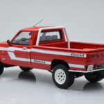 Peugeot 504 Dangel Pickup Červený Otto 1:18 - image 5 of 6